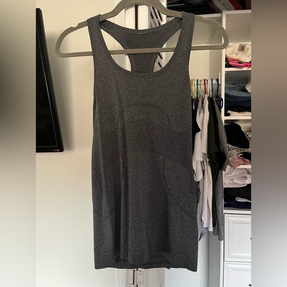 lululemon swiftly align tank top - Picture 1 of 3